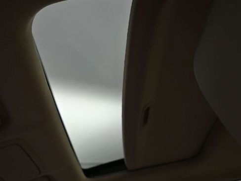 Certified 2017 Honda Accord Touring image 18