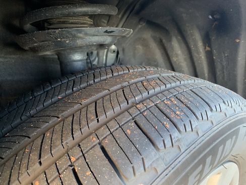 Used 2024 Toyota RAV4 XLE Premium image 12