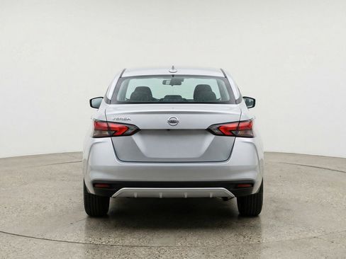 Used 2025 Nissan Versa SV image 7