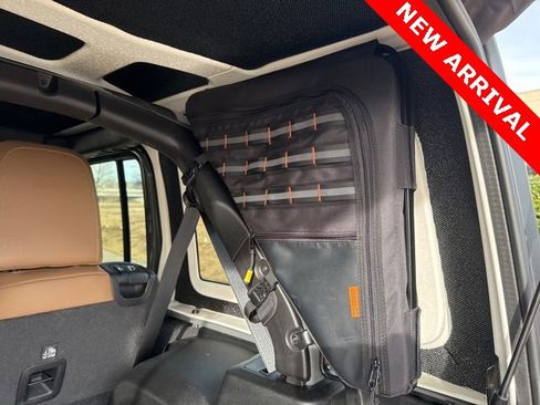 Used 2021 Jeep Wrangler Unlimited Rubicon image 16