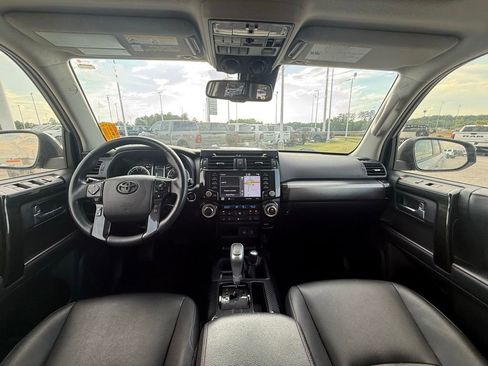 Used 2021 Toyota 4Runner TRD Pro AWD/4WD image 9