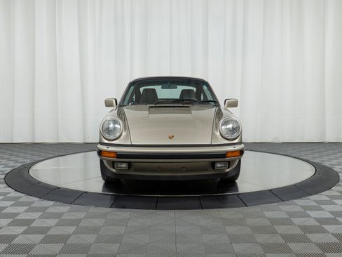 Used 1986 Porsche 911 Carrera image 10