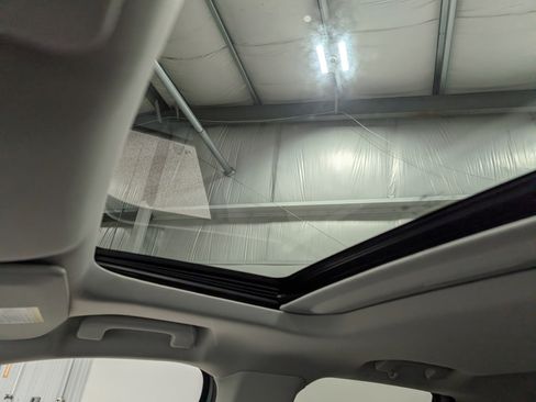 Used 2024 Ford Maverick Lariat w/ Black Appearance Package image 28