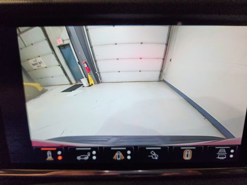 Certified 2023 GMC Yukon Denali w/ Denali Reserve Package AWD/4WD image 9