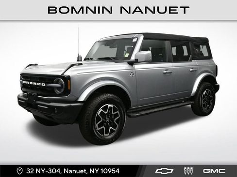 Used 2024 Ford Bronco Outer Banks image 1