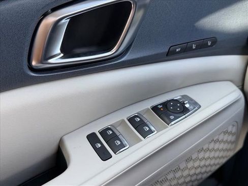 New 2026 Kia Carnival SX FWD image 24