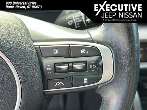 Used 2023 Kia Sportage SX image 15