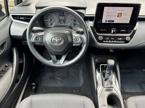 Certified 2025 Toyota Corolla LE w/ LE Premium Package FWD image 13