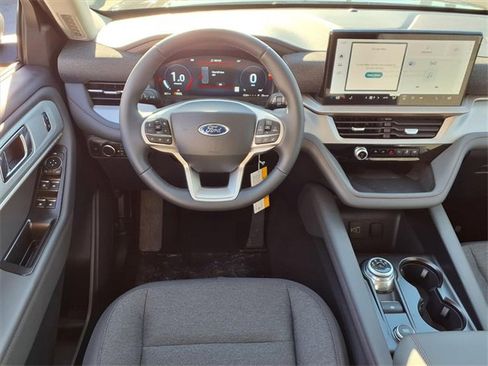 New 2026 Ford Explorer Active image 6