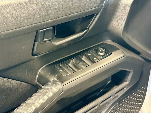 Used 2024 Toyota Tacoma SR5 image 15