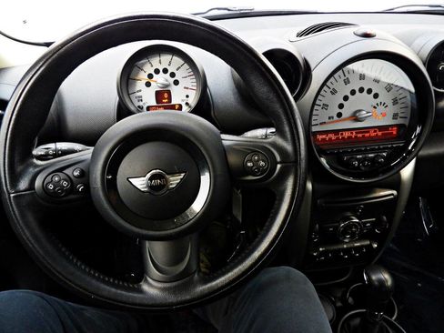 Used 2013 MINI Cooper Countryman image 15