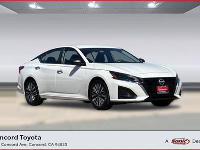 Used 2025 Nissan Altima 2.5 SV