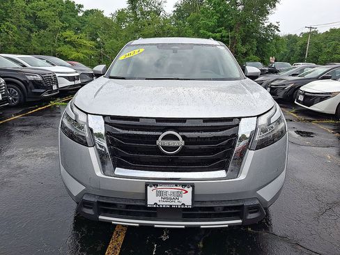 Used 2024 Nissan Pathfinder SL w/ Cargo Package AWD/4WD image 29