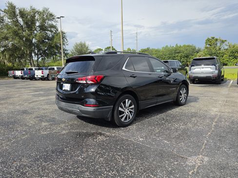 Used 2022 Chevrolet Equinox LT FWD image 5