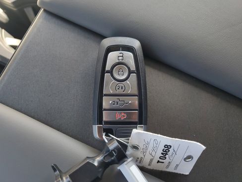 New 2026 Ford F450 Platinum w/ Platinum Plus Package image 24