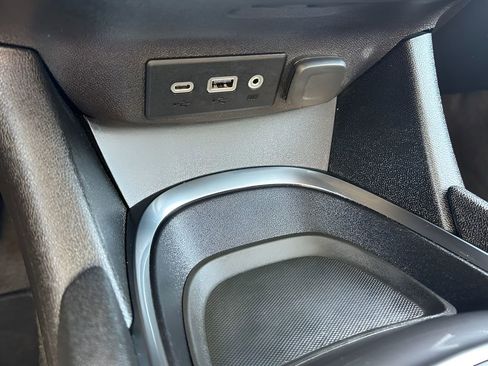 Used 2024 Chevrolet Malibu LT FWD image 22