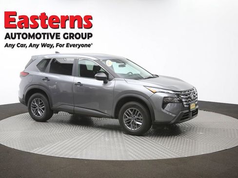 Used 2024 Nissan Rogue S AWD/4WD image 49