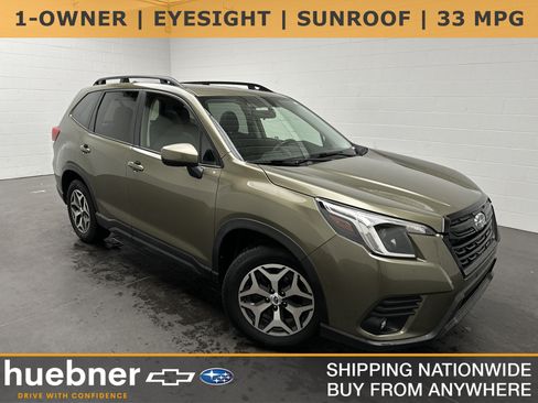 Used 2024 Subaru Forester Premium AWD/4WD image 1