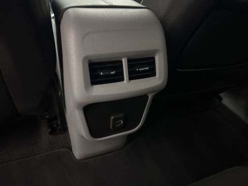 Used 2023 GMC Terrain SLE w/ Driver Convenience Package image 37