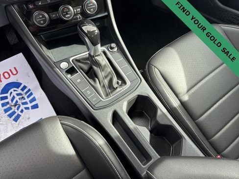 Used 2024 Volkswagen Jetta SE image 21