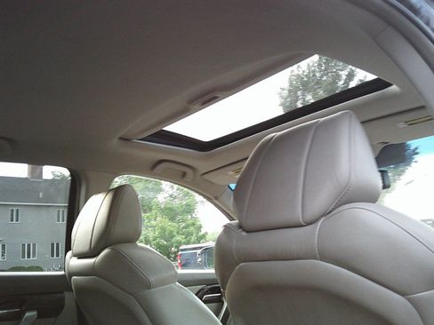 Used 2011 Acura MDX AWD/4WD image 19