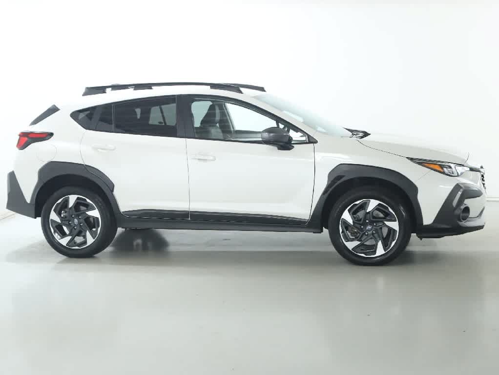 Used 2024 Subaru Crosstrek 2.5i Limited w/ Crosstrek Mirror Package AWD/4WD image 11