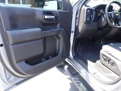 Used 2021 Chevrolet Silverado 1500 Custom AWD/4WD image 15