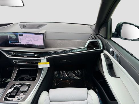 New 2026 BMW X5 xDrive50e w/ M Sport Package image 19