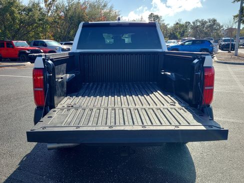 Used 2024 Toyota Tacoma SR image 11