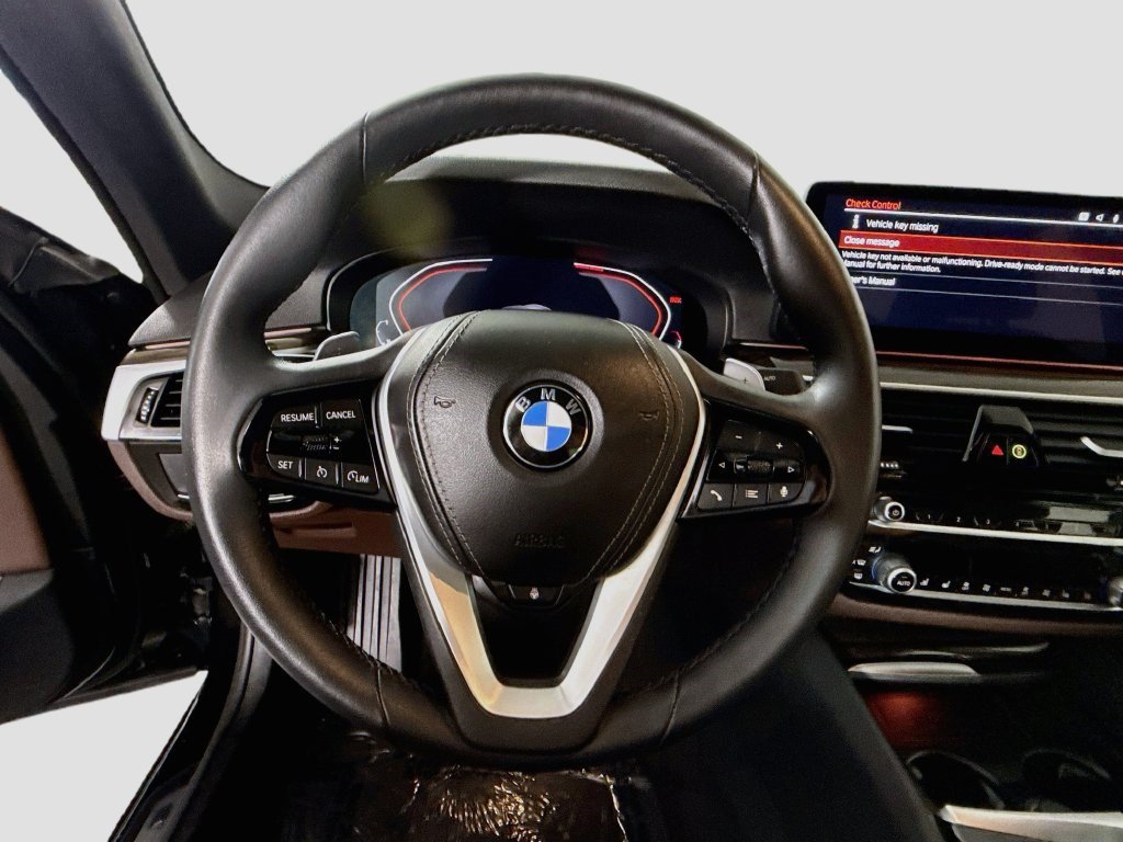 Used 2023 BMW 530i xDrive w/ Premium Package AWD/4WD image 12