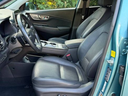 Used 2020 Hyundai Kona Ultimate FWD image 8