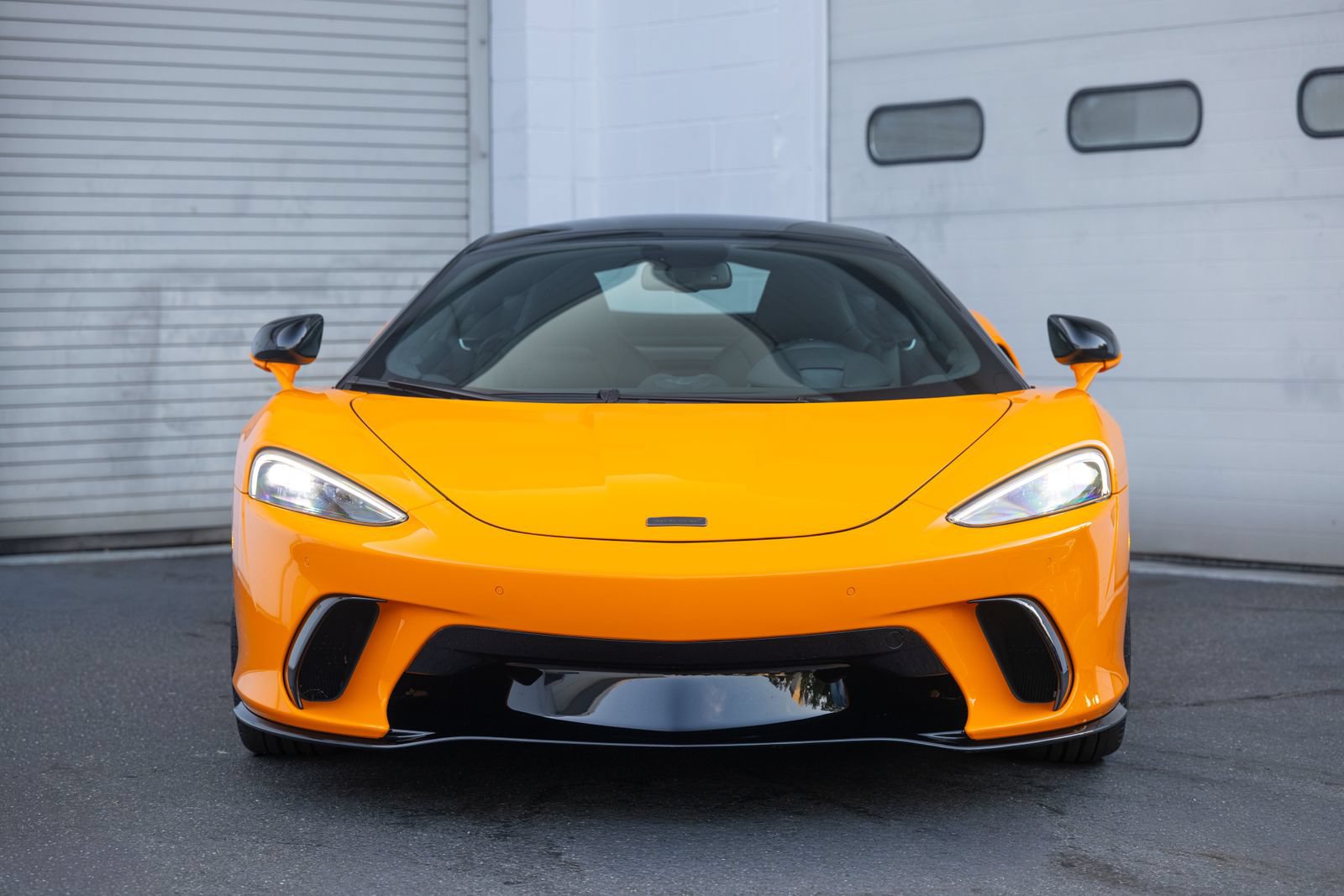 Used 2025 McLaren GTS RWD image 2