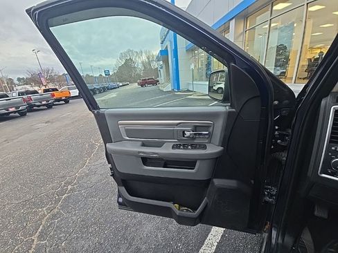 Used 2015 RAM 1500 Big Horn image 19