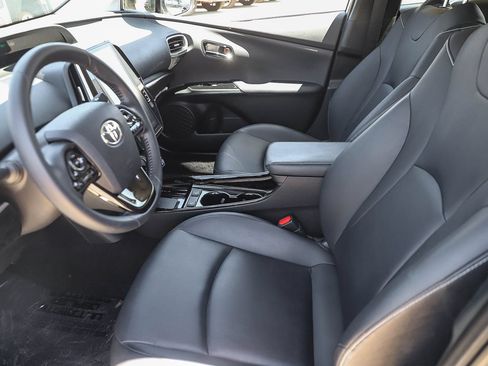 Certified 2022 Toyota Prius Prime XLE FWD image 16