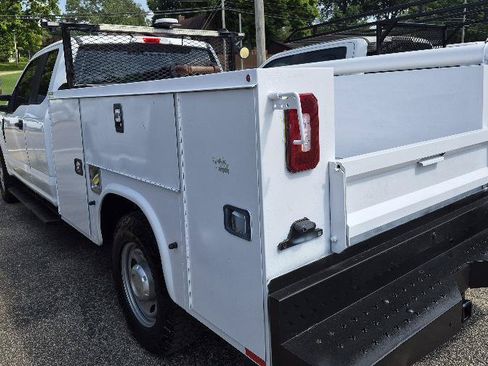 Used 2021 Ford F250 XL w/ Power Equipment Group RWD image 6
