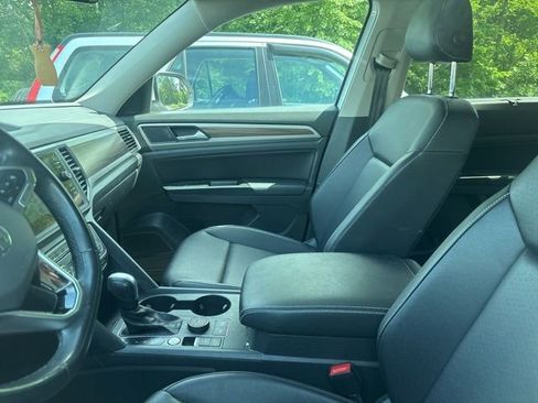 Used 2021 Volkswagen Atlas SE AWD/4WD image 4