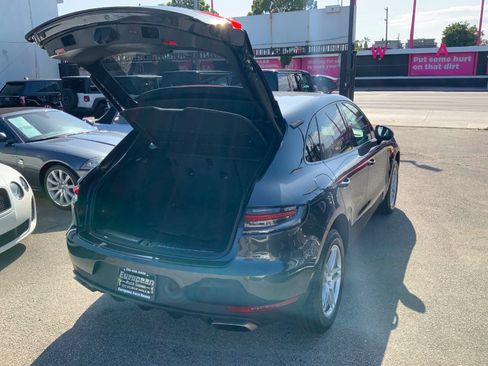 Used 2019 Porsche Macan AWD/4WD image 9