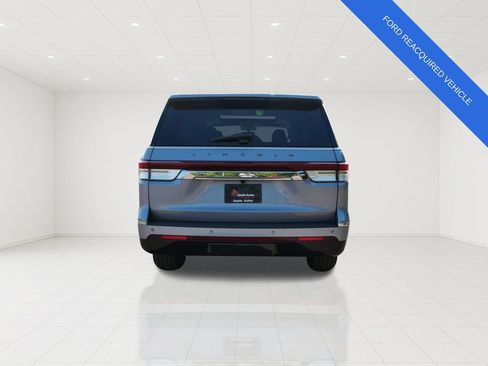 Used 2024 Lincoln Navigator L Black Label AWD/4WD image 5