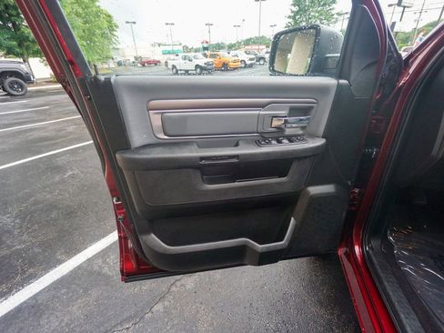 Used 2024 RAM 1500 Classic SLT image 17