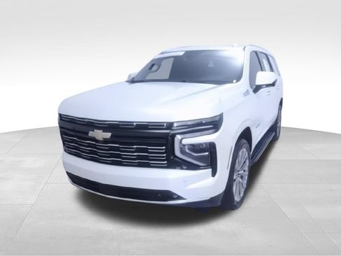 Used 2025 Chevrolet Tahoe High Country w/ Sun And Tow Package AWD/4WD image 6