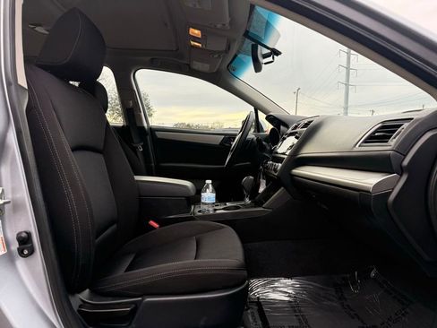 Used 2017 Subaru Legacy 2.5i Premium w/ Moonroof Package image 31