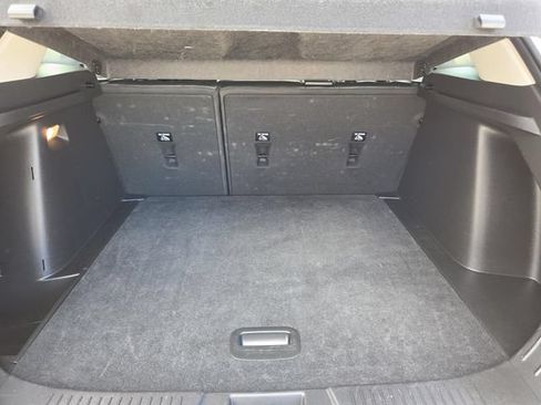 Used 2025 Chevrolet Trax LT FWD image 18