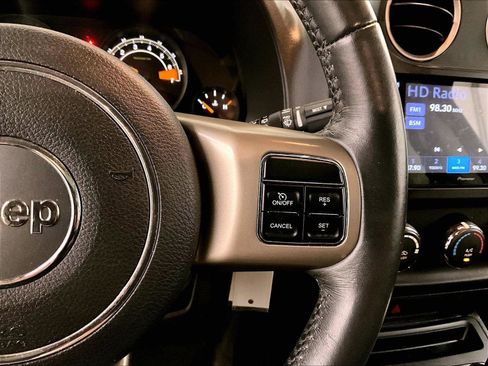 Used 2016 Jeep Patriot 75th Anniversary w/ Power Value Group FWD image 19