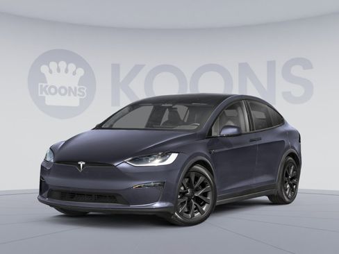 Used 2023 Tesla Model X Plaid image 1