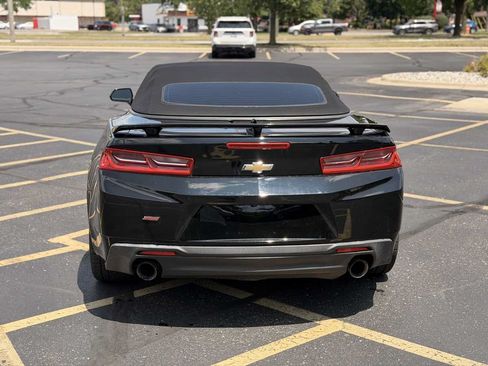 Used 2017 Chevrolet Camaro SS RWD image 8