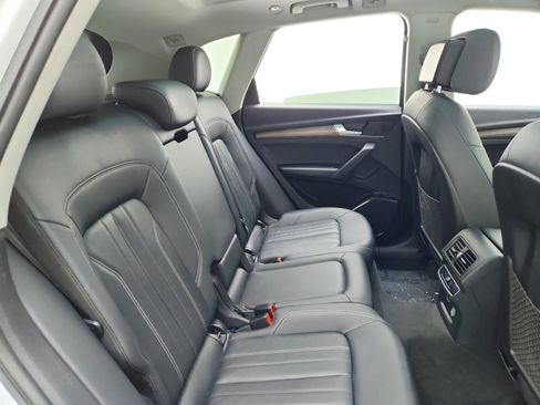 Used 2023 Audi Q5 2.0T Premium w/ Convenience Package AWD/4WD image 32