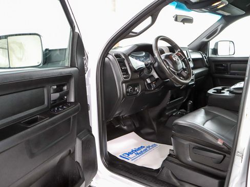 Used 2021 RAM 2500 Tradesman w/ Chrome Appearance Group image 4