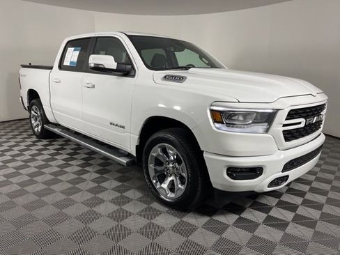Used 2022 RAM 1500 Big Horn AWD/4WD image 3