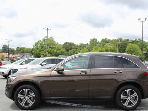 Used 2016 Mercedes-Benz GLC 300 4MATIC image 10