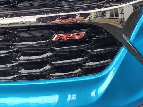 Used 2025 Chevrolet Trax RS w/ Driver Confidence Package image 24